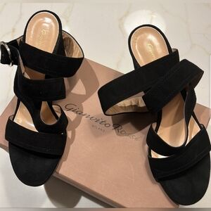 NWT Gianvito Rossi black suede wedge sandals Size 6.5